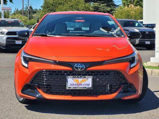 2026 Toyota Corolla Hatchback SE