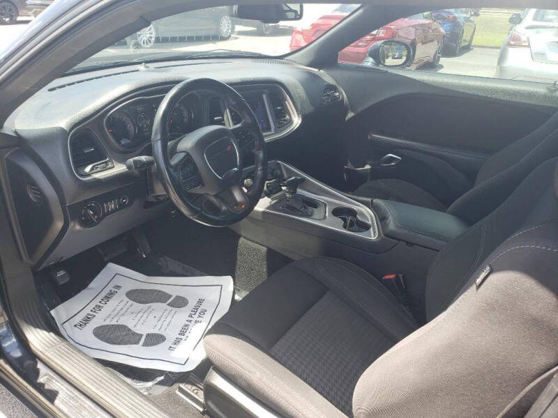 2019 Dodge Challenger SXT