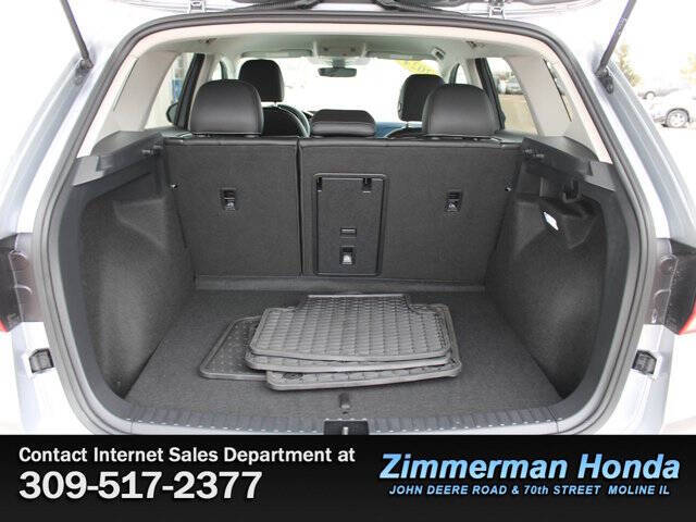 2024 Volkswagen Taos SE 4Motion