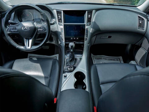 2021 Infiniti Q50 Luxe