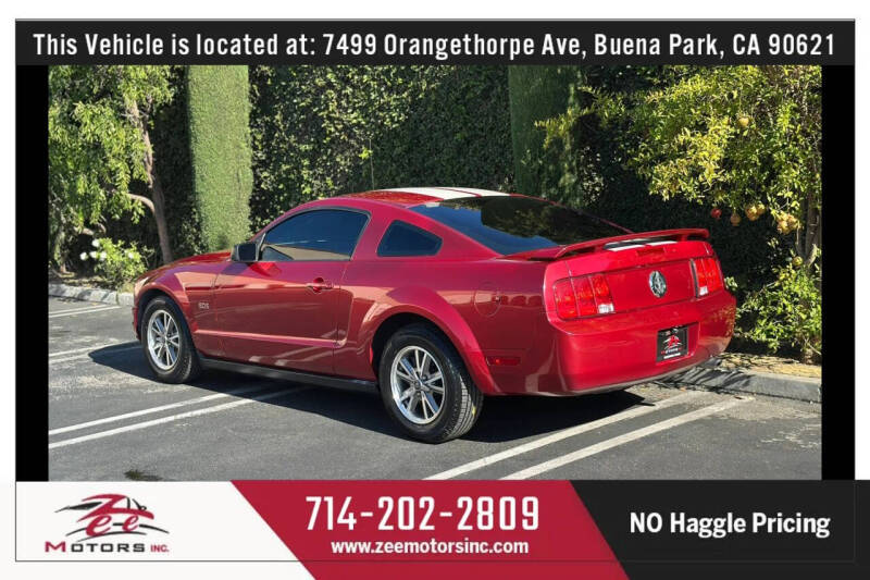 2005 Ford Mustang V6 Deluxe