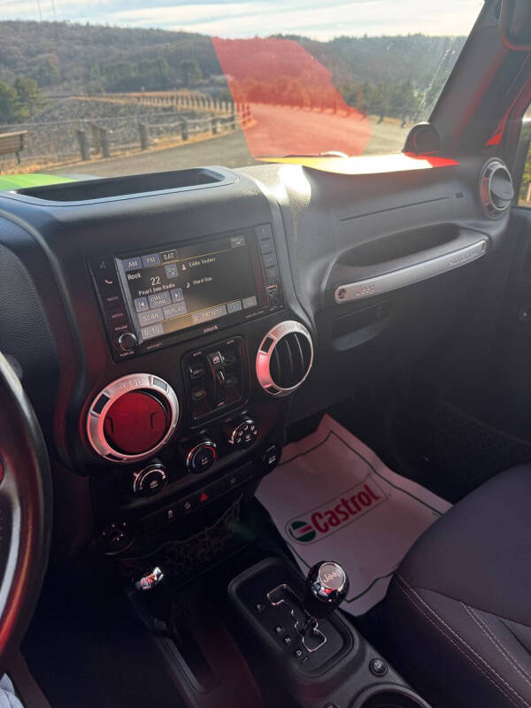 2014 Jeep Wrangler Unlimited Sahara