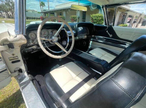 1960 Ford Thunderbird