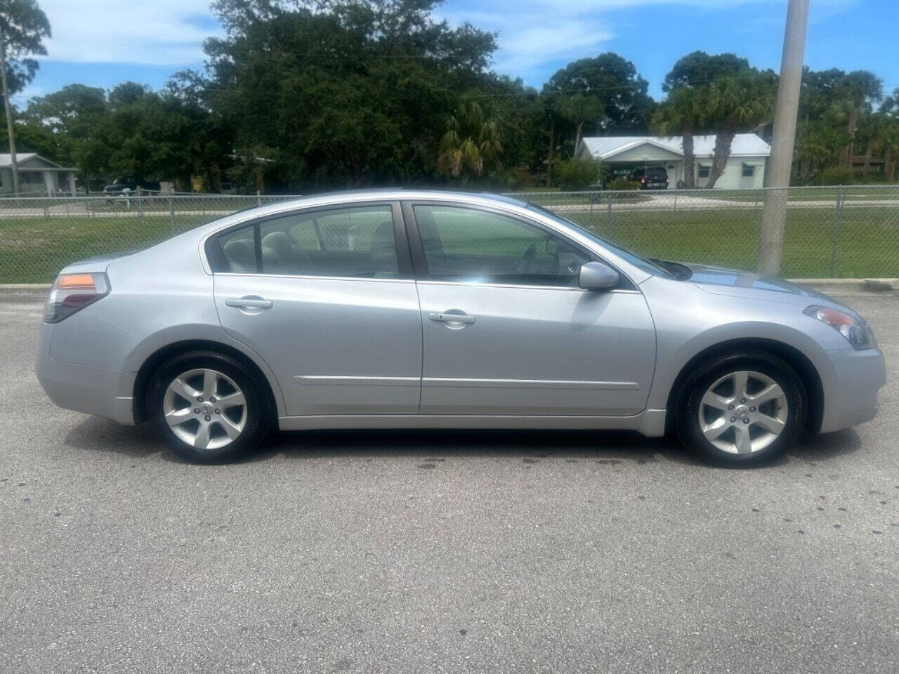 2008 Nissan Altima for sale at The Auto Forum Inc in Fort Pierce, FL