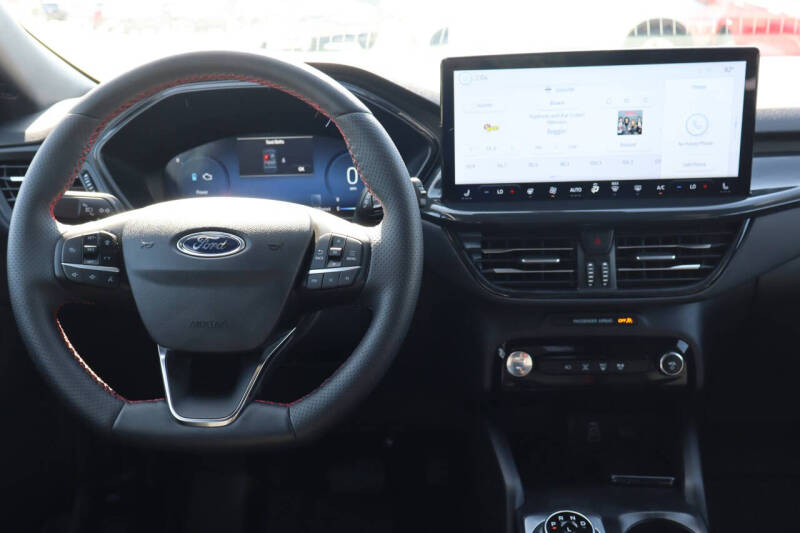 2025 Ford Escape Hybrid ST-Line Select