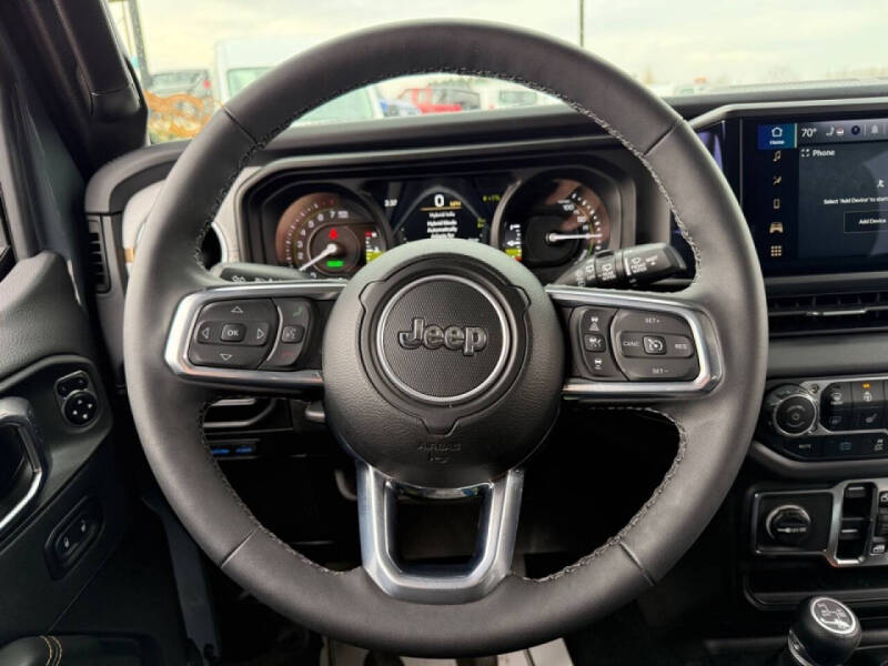 2025 Jeep Wrangler Sahara 4xe