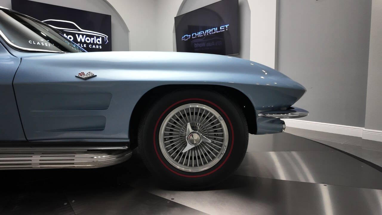 1964 Chevrolet Corvette 13