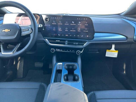 2026 Chevrolet Equinox EV LT 2