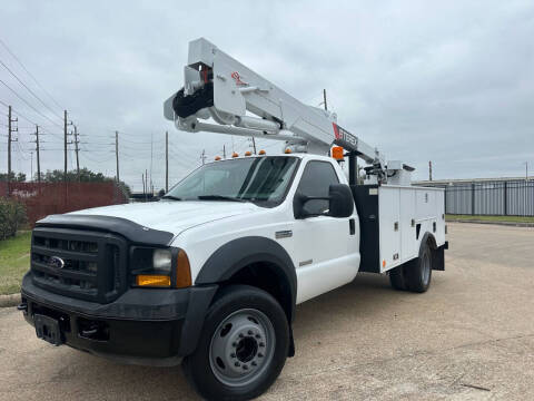 2006 Ford F-450 Super Duty for sale at TWIN CITY MOTORS in Houston TX