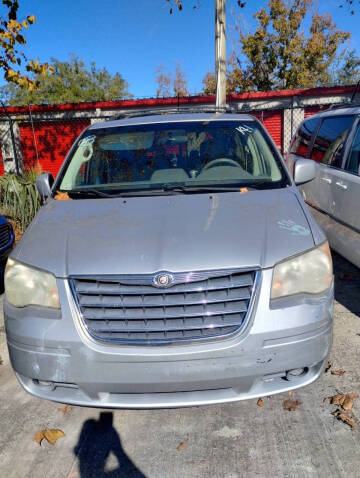 2008 Chrysler Town and Country for sale at Sun Rise Auto Sales in Gainesville FL