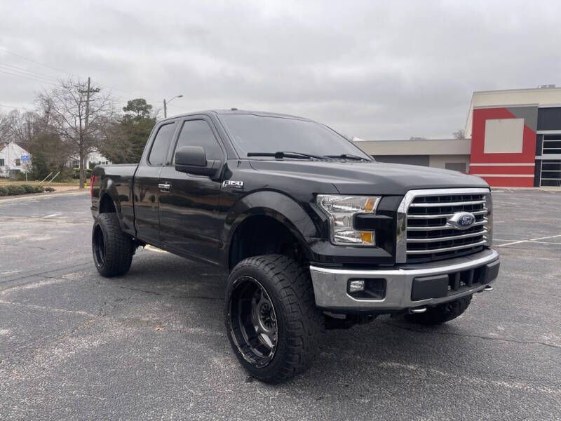 Ford F-150's photo