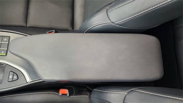 2024 Lexus UX 250h Premium