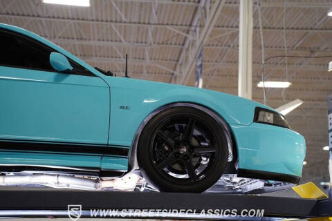 2004 Ford Mustang GT Deluxe