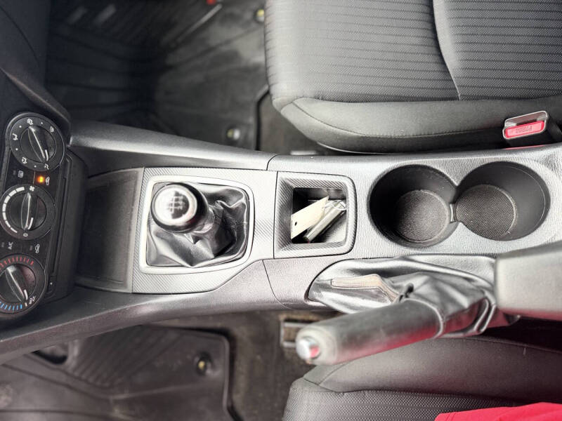 2014 Mazda MAZDA3 i Sport
