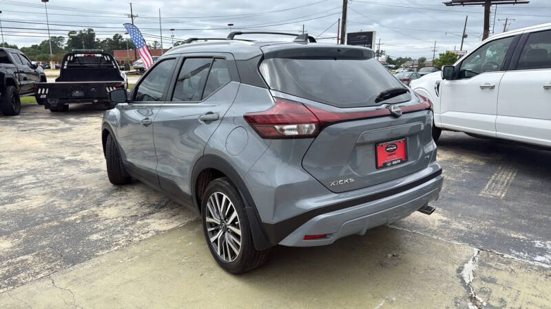2024 Nissan Kicks SV