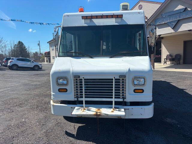 2016 Freightliner MT45 Chassis