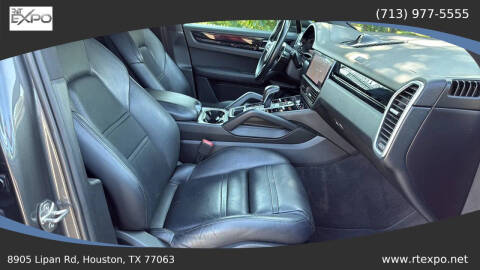 2019 Porsche Cayenne S