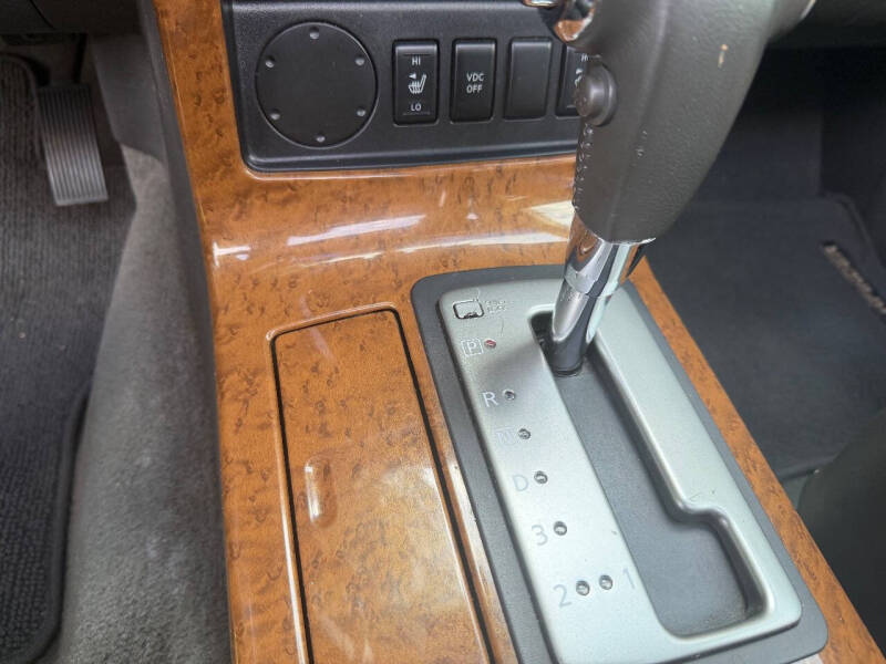 2007 Nissan Pathfinder LE