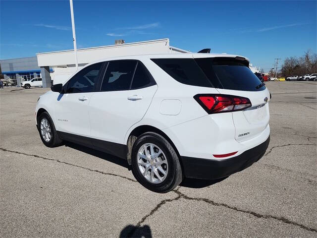 Used 2022 Chevrolet Equinox LS with VIN 2GNAXHEV9N6128259 for sale in Claremore, OK