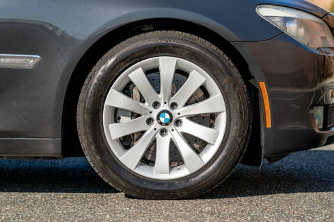 2011 BMW 7 Series 750Li xDrive