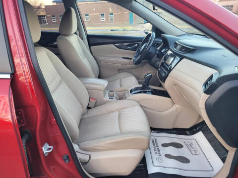 2017 Nissan Rogue SV