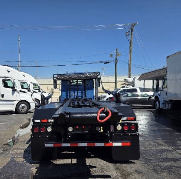 2019 Mack Granite 84FR