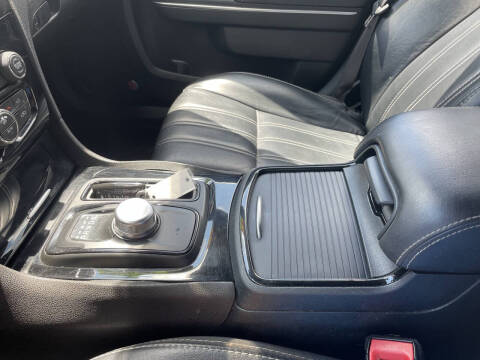 2017 Chrysler 300 S Alloy Edition