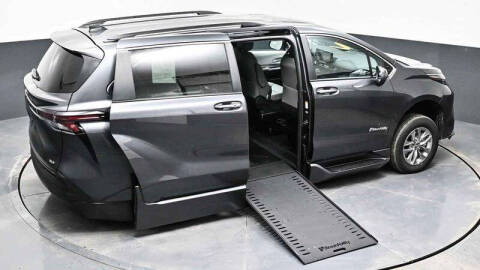 2025 Toyota Sienna