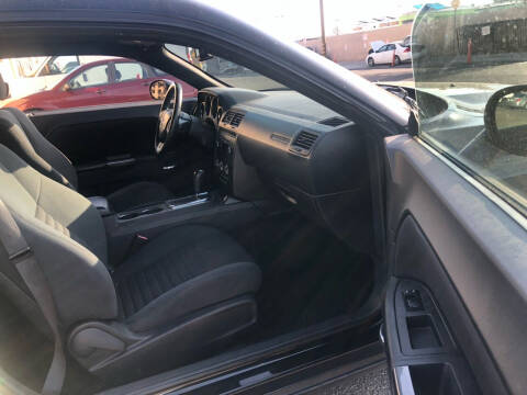 2012 Dodge Challenger SXT