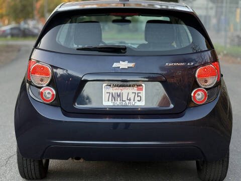 2015 Chevrolet Sonic LT Manual