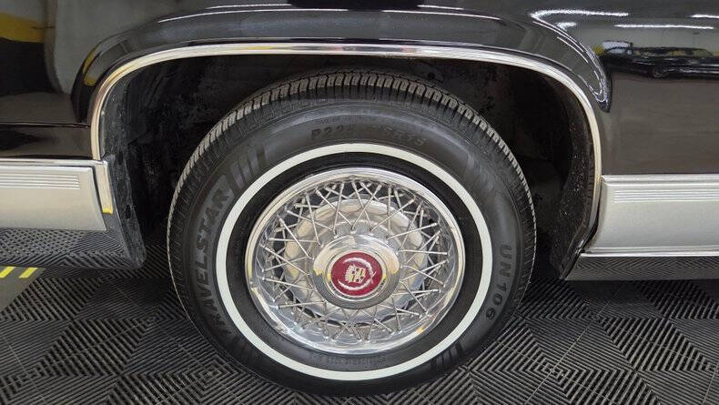 1990 Cadillac Brougham