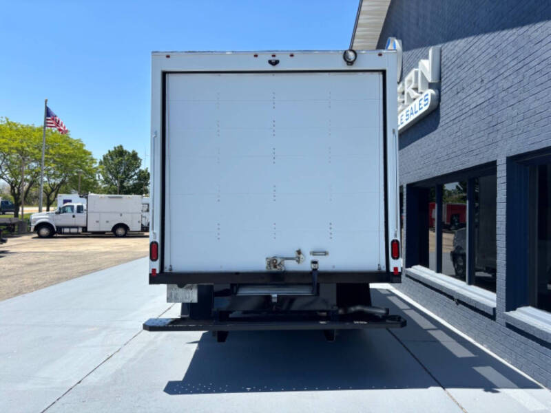 2024 Chevrolet Express Reefer Van