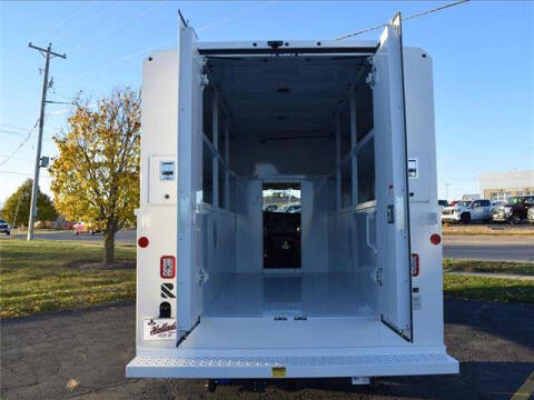 2025 Chevrolet Express