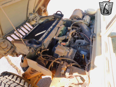 1995 AM General Hummer Hard Top