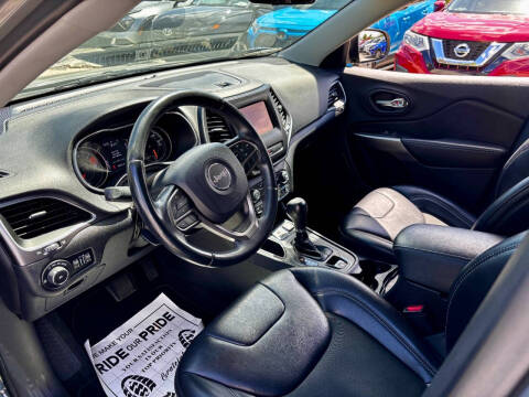2019 Jeep Cherokee Latitude Plus