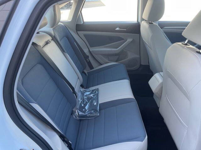 2026 Volkswagen Jetta SE