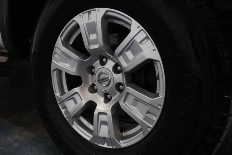 2018 Nissan Titan SV