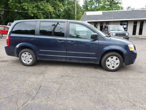 2008 Dodge Grand Caravan for sale at MEDINA WHOLESALE LLC in Wadsworth OH