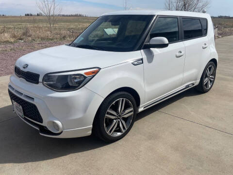 2016 Kia Soul +