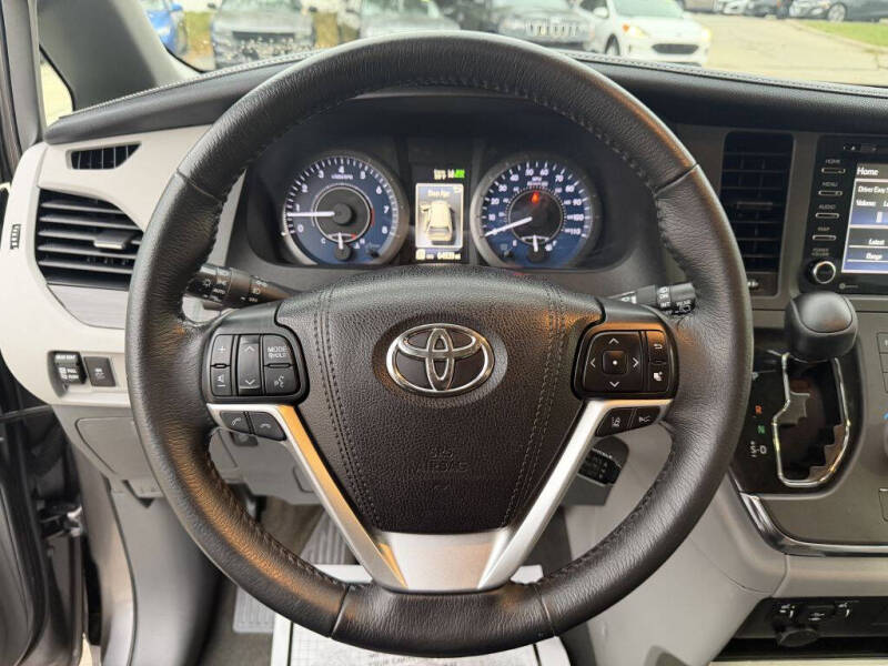 2018 Toyota Sienna