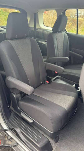 2012 Mazda MAZDA5 Sport