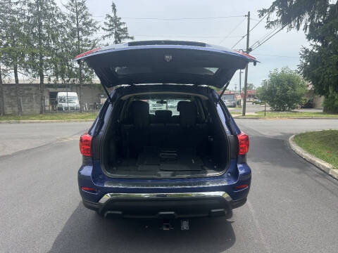 2017 Nissan Pathfinder S