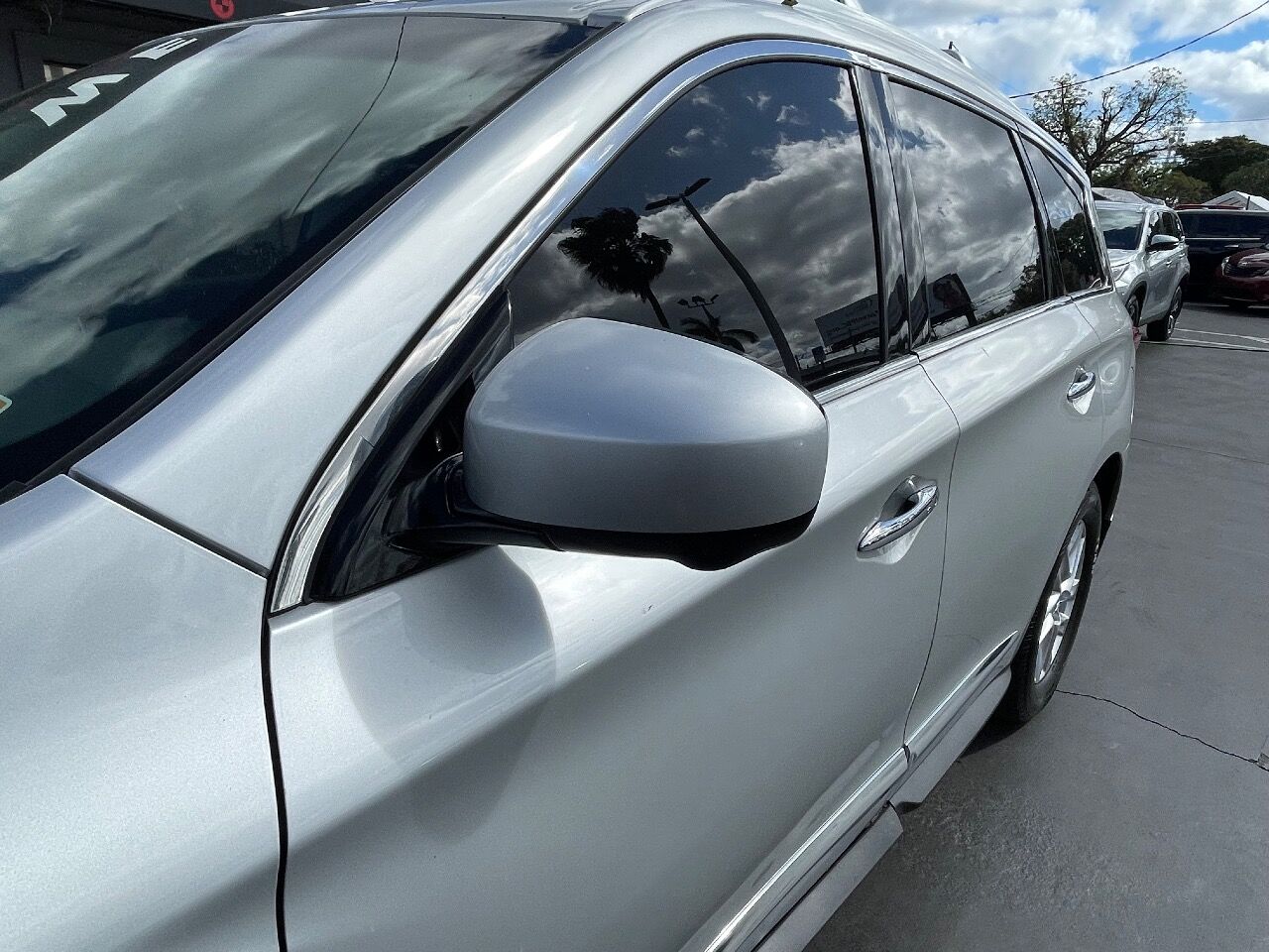 2015 Infiniti QX60 SUV - $18,900