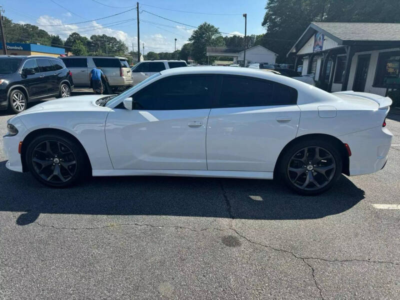 2019 Dodge Charger GT photo 4