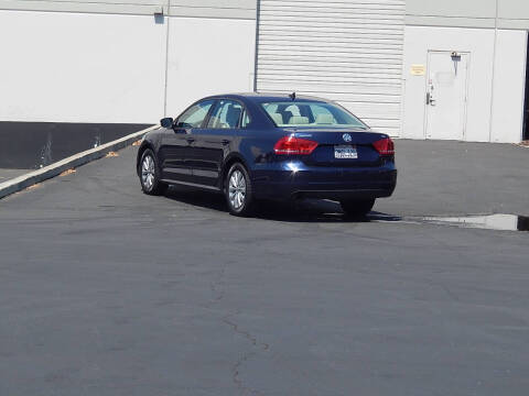 2015 Volkswagen Passat 1.8T Wolfsburg Edition