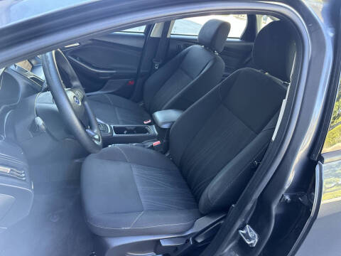 2017 Ford Focus SEL