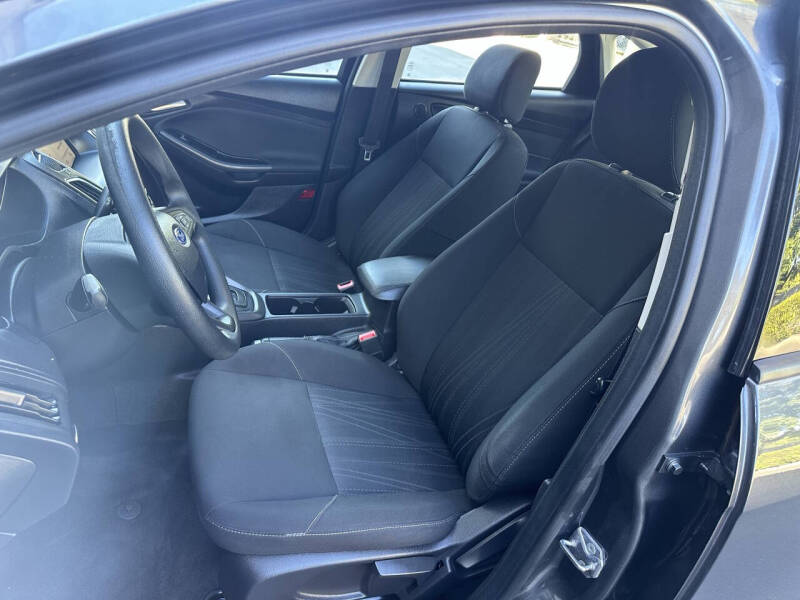 2017 Ford Focus SEL