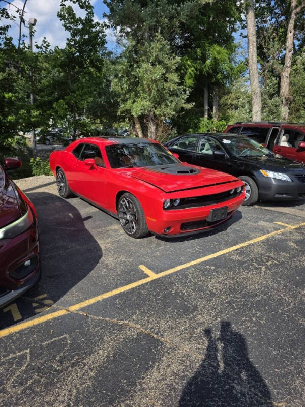2016 Dodge Challenger R/T Shaker