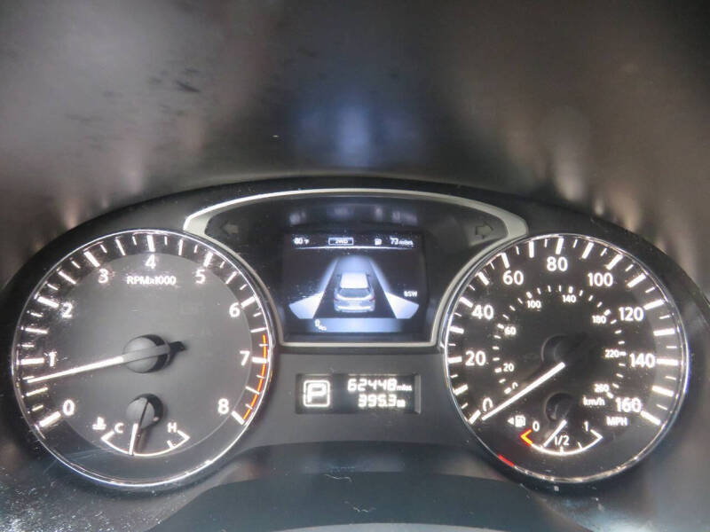 2015 Nissan Pathfinder SL