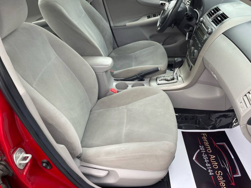 2011 Toyota Corolla LE